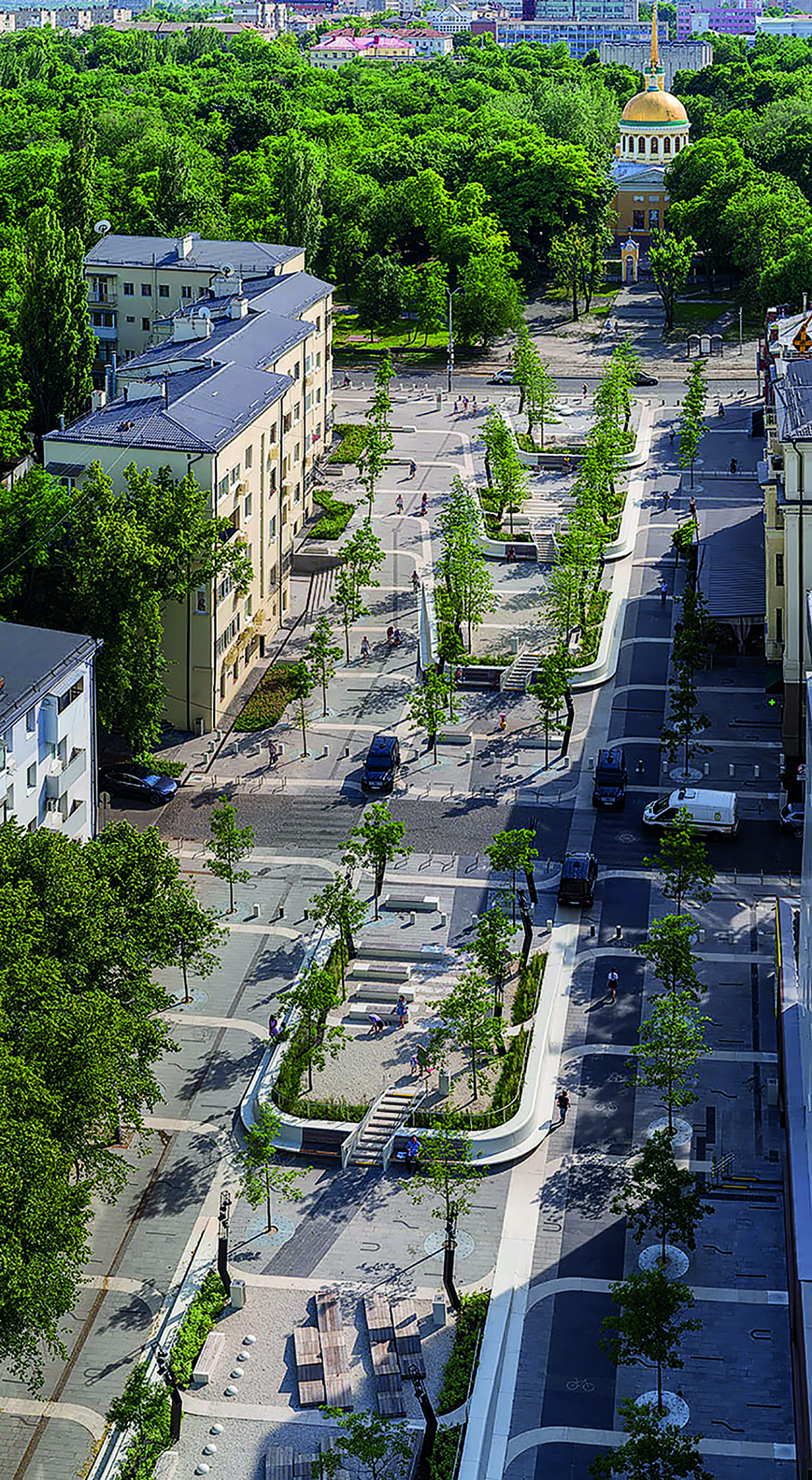 21-06-22 1032-52 crop web