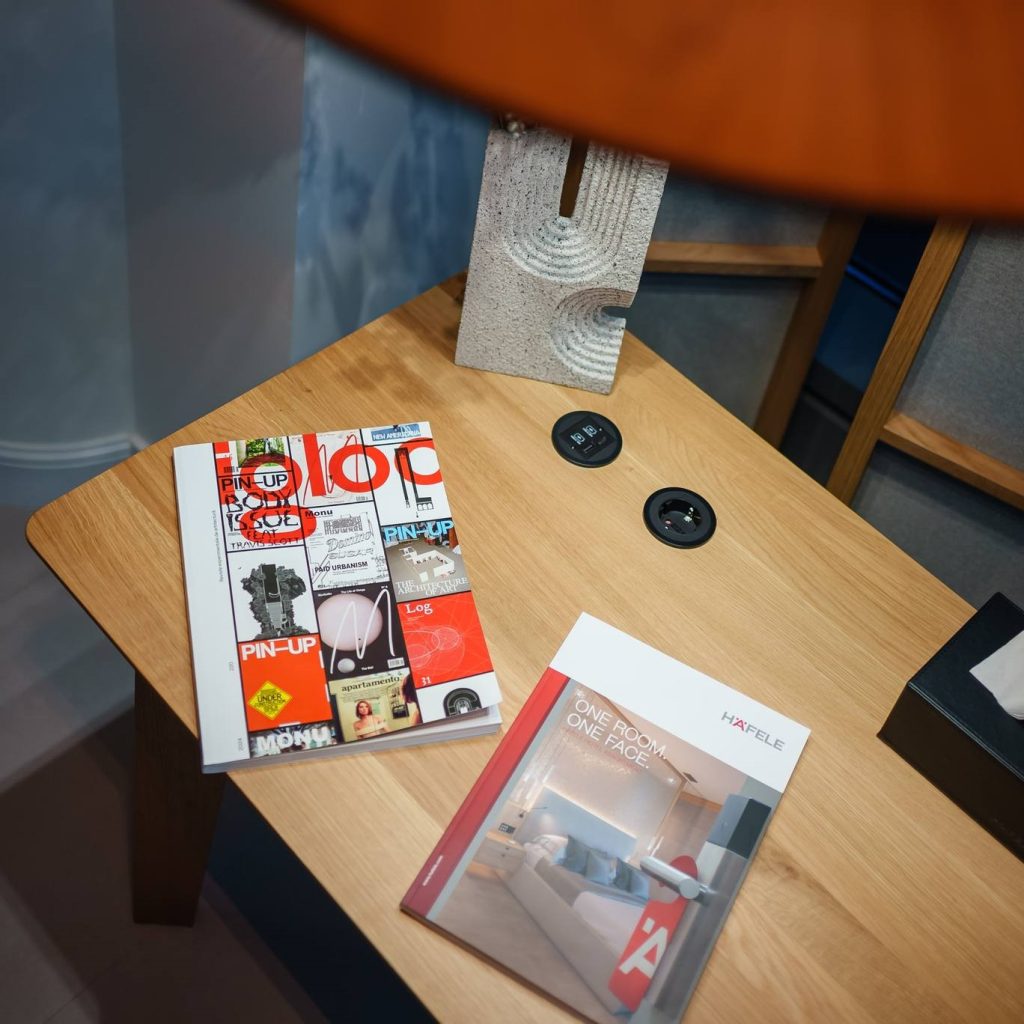 Într-o seară călduroasă de vară. Lansarea igloo 220 la Häfele Design Space