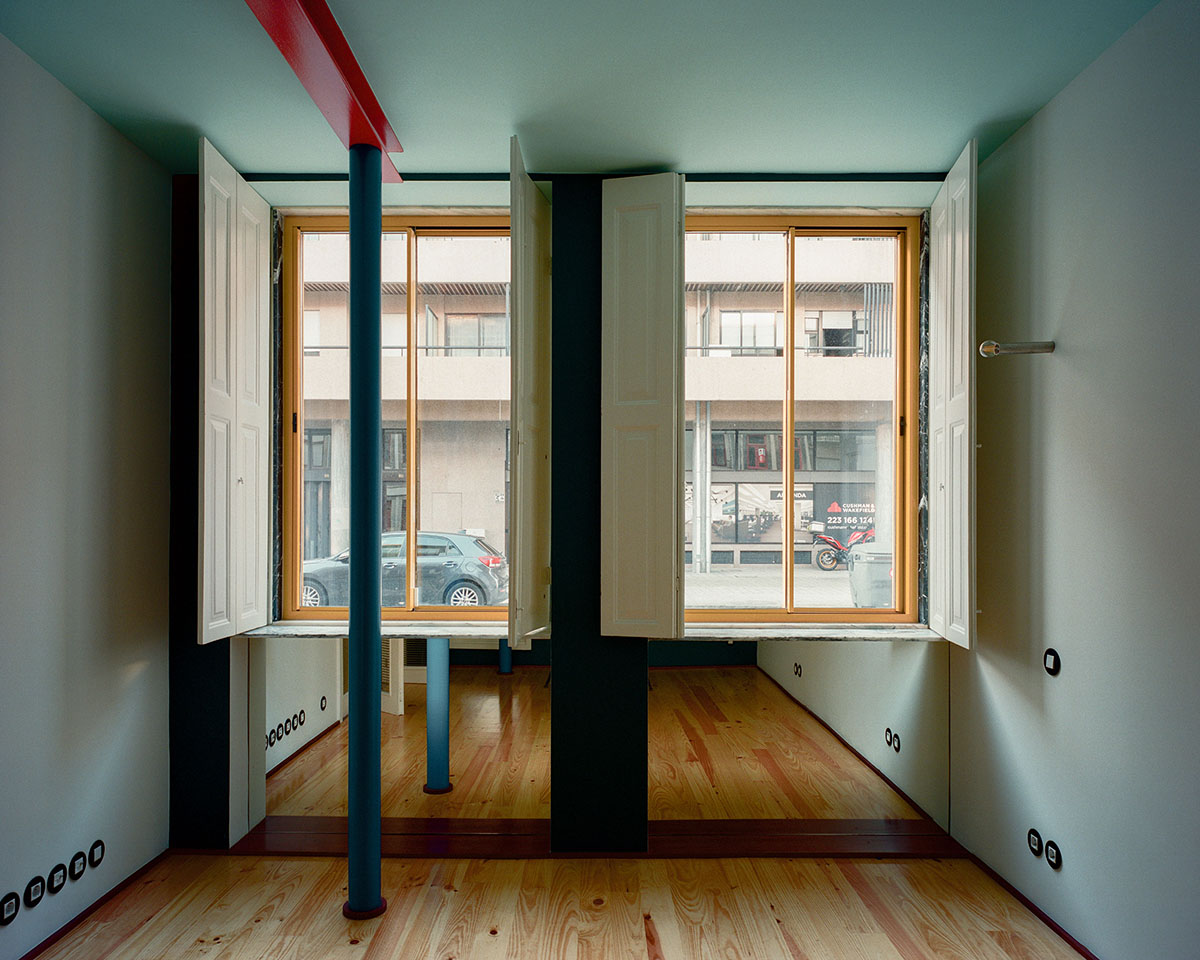 4_fala_171_pic_004_photo by_fransisco ascensao_interior view_assorted room