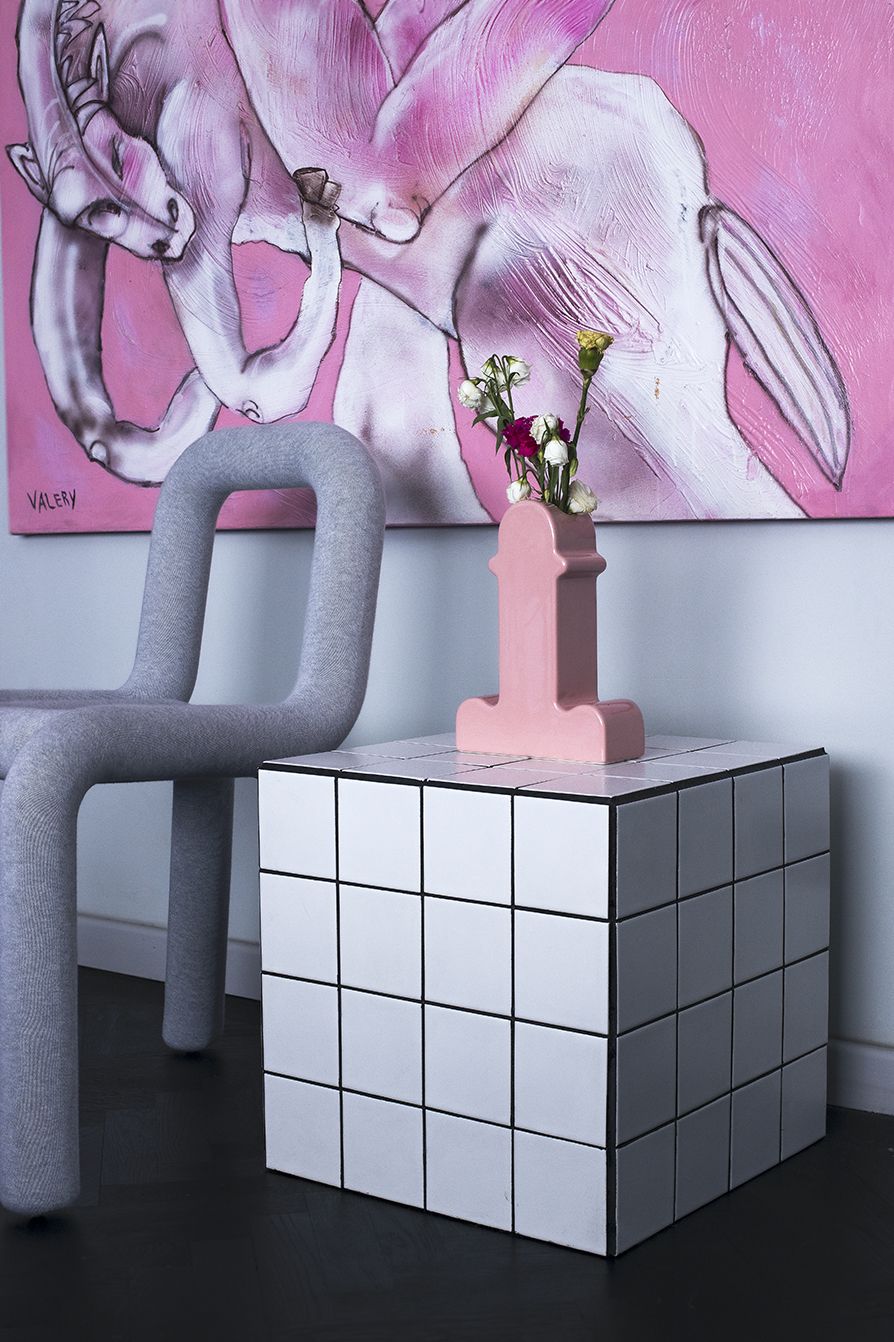 9-D7B813B8-5FE6-420D-9ABC-848AEB59108F