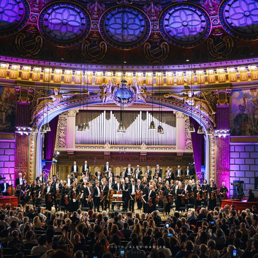 Mood board pentru un septembrie 2023 #degustbun