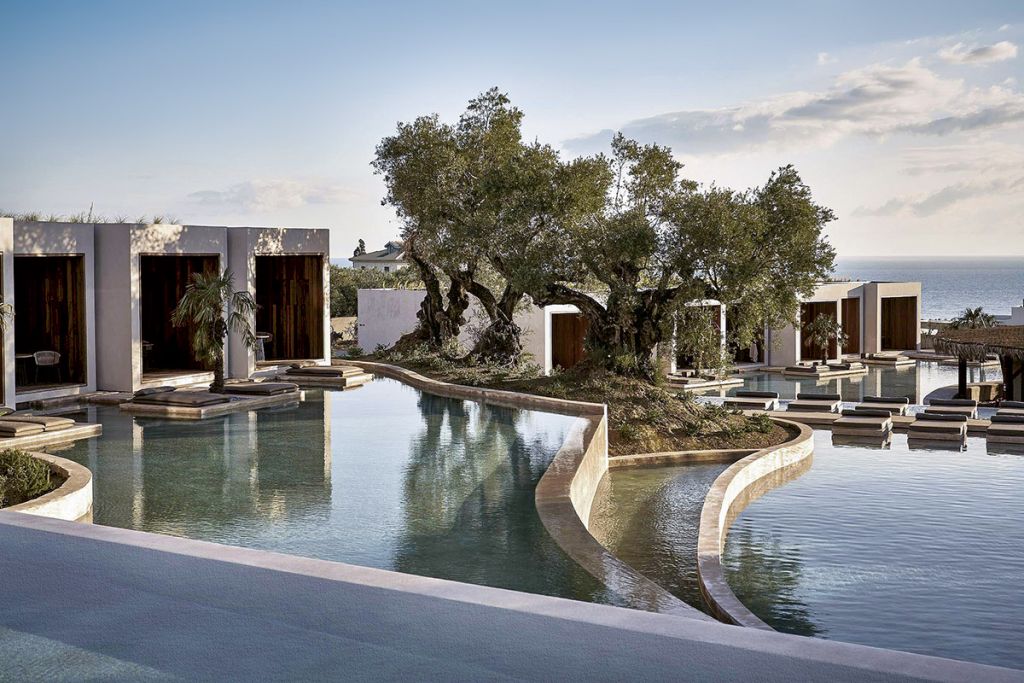 Spațiu organic, plutire calmă. Olea All Suite Hotel