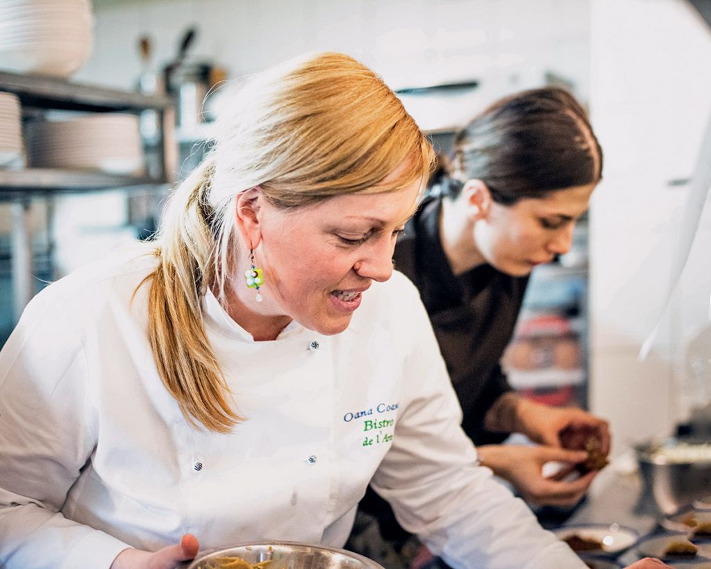 Oana Coantă: despre delicioasa simplitate a gusturilor contrastante în gastronomie