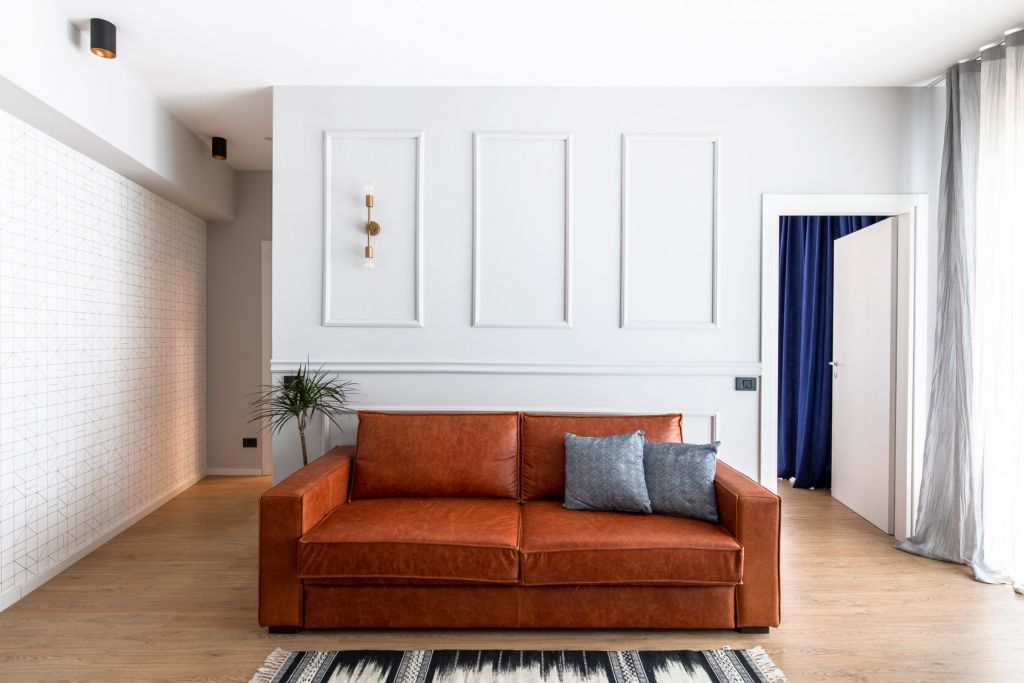 Un Albastru Infinit, by Cristiana Zgripcea