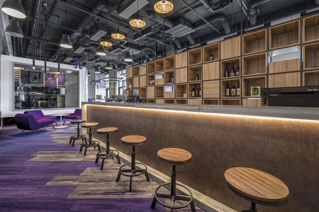 Kiss FM Offices by Prographic Architecture Studio