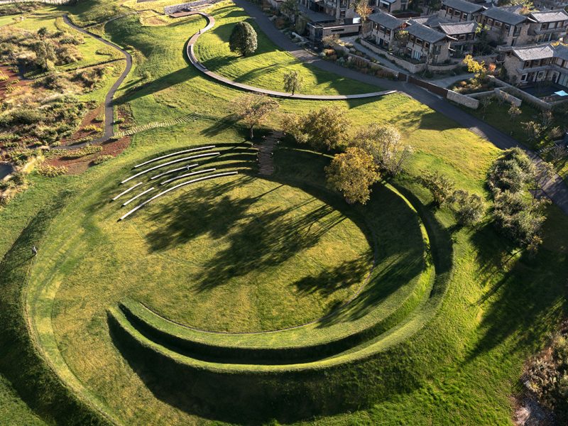 COVER © Holi Landscape Photography