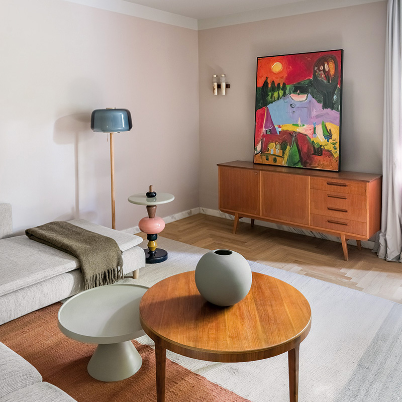 Accente vintage și tușe contemporane. Apartament Teheran, București