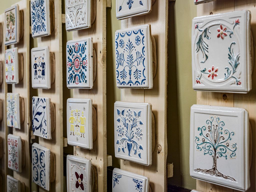 „Teracota, mon amour” sau unde-s sobele de altădată (la Mediaș)