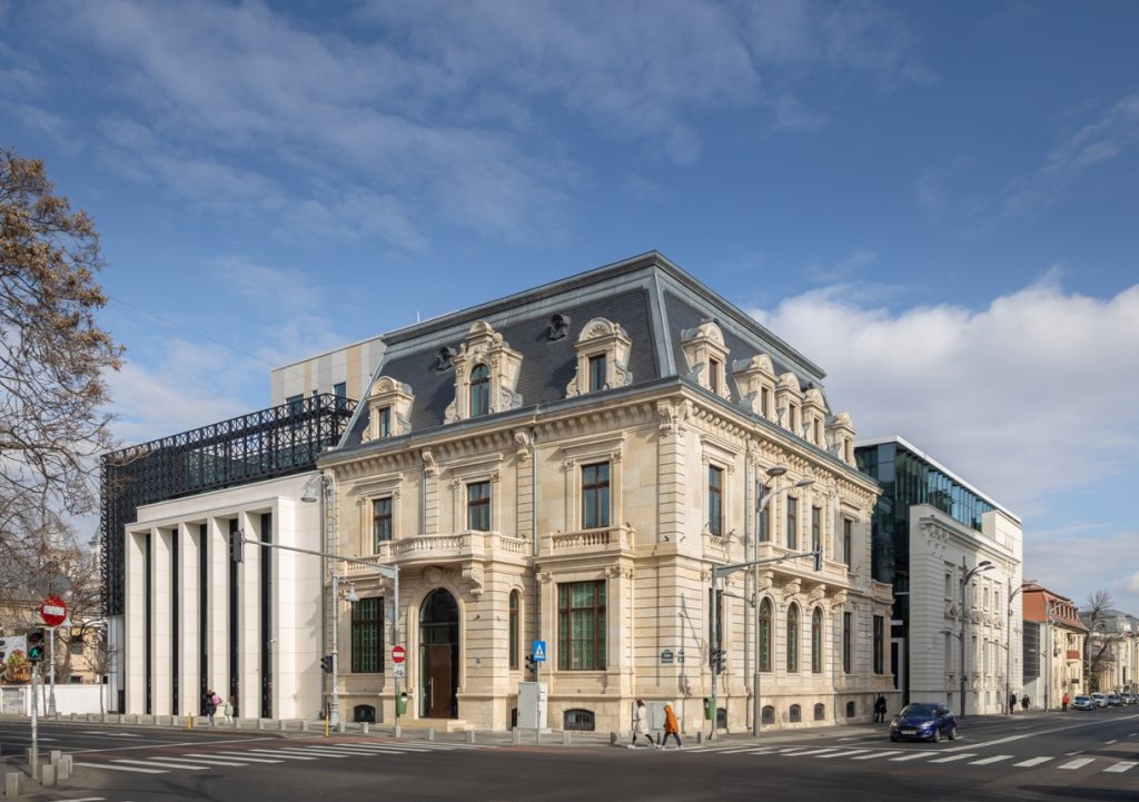 Dacia One: un nou reper urban pe Calea Victoriei