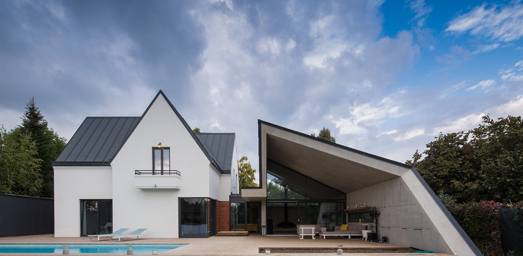 O casă spaţioasă realizată de LAMA Architecture în Otopeni