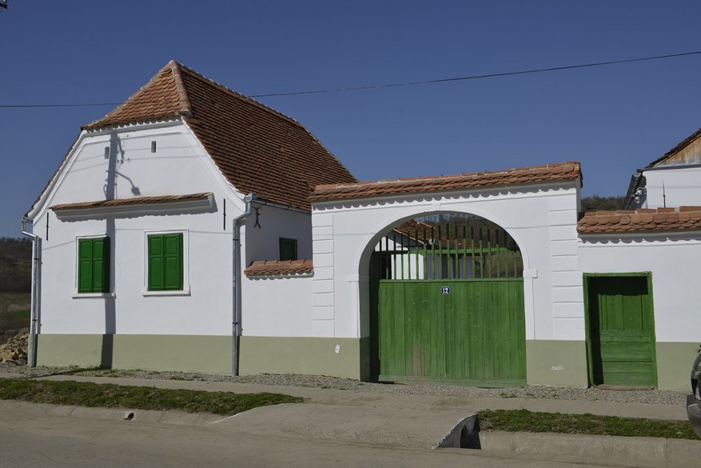 Conace & Pensiuni din România: Veseud 11