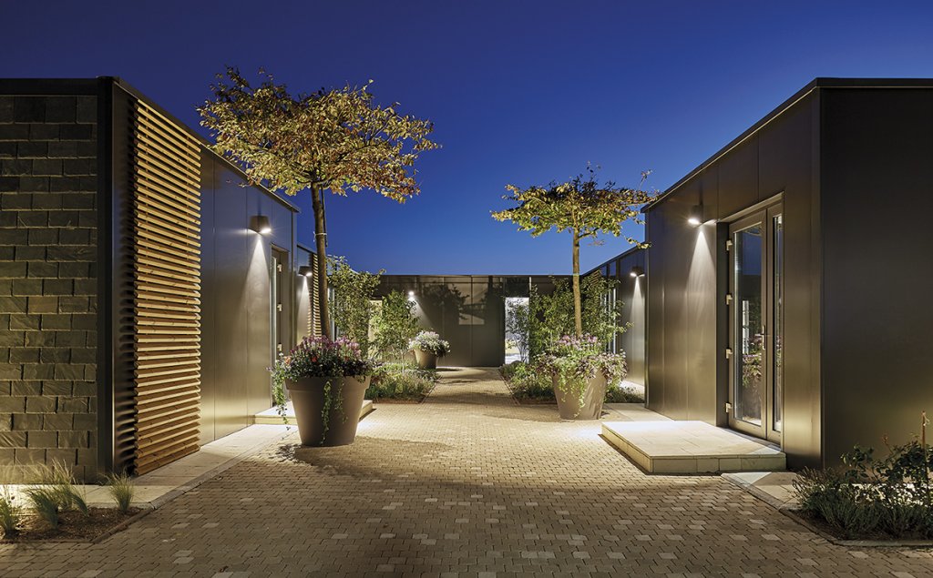 20 de containere sau liniștea oceanului – Birouri Therme București