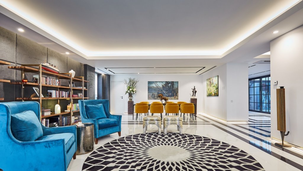 Arțarul Japonez: un penthouse eclectic, artistic