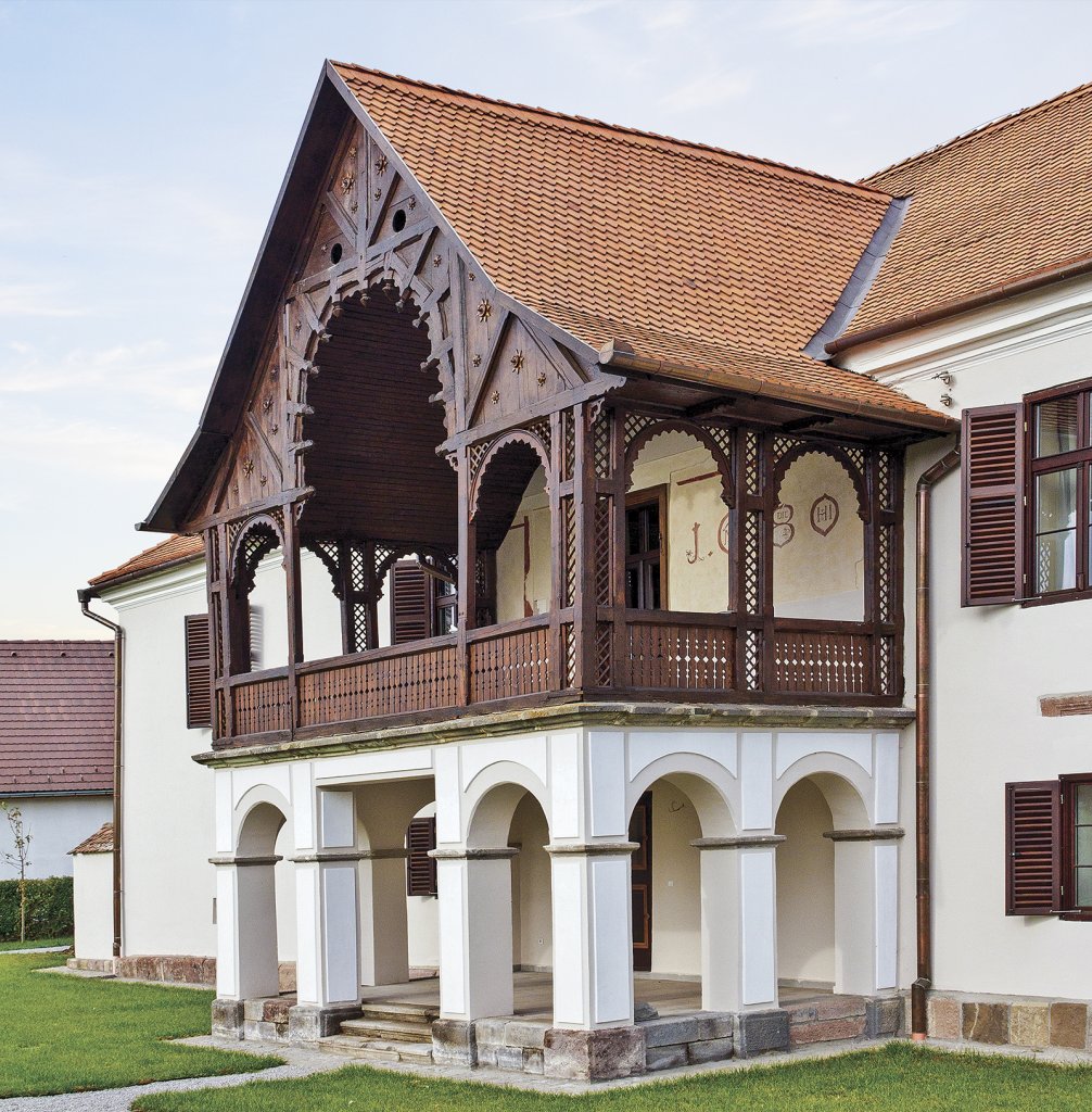 O reședință nobiliară, acum Castle Hotel Daniel