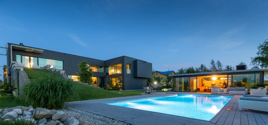 Tema casei: numai beton