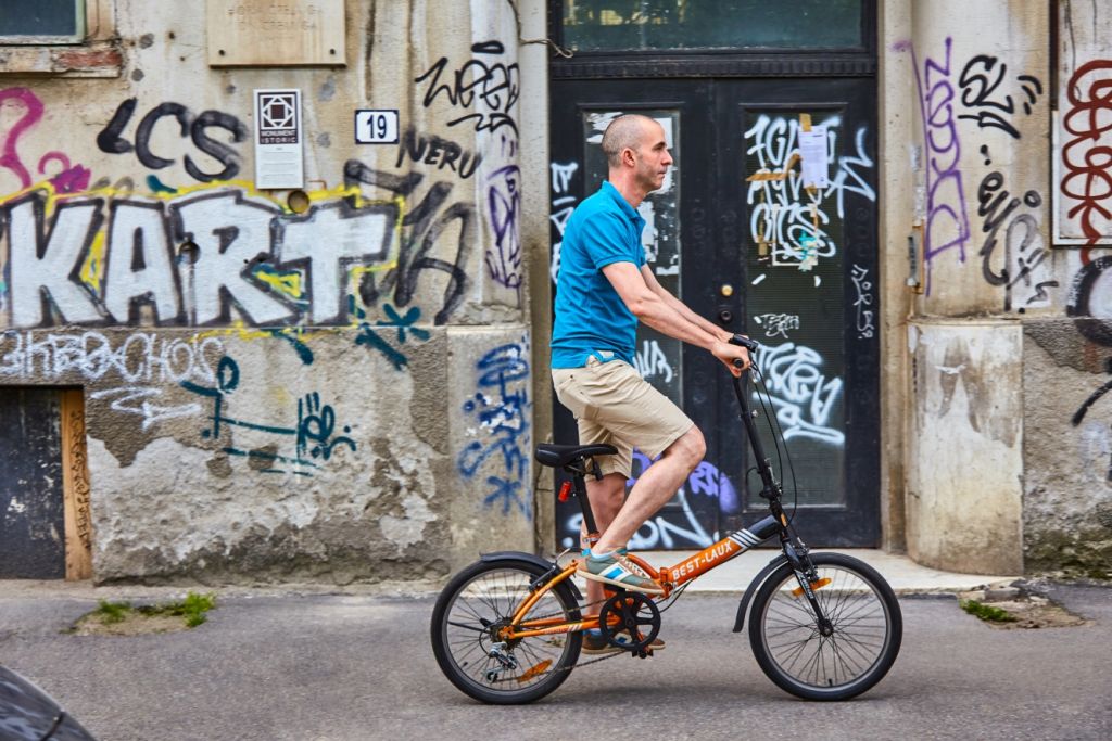 # Oraș vandalizat – Despre vandalismul dintre noi și spațiul urban