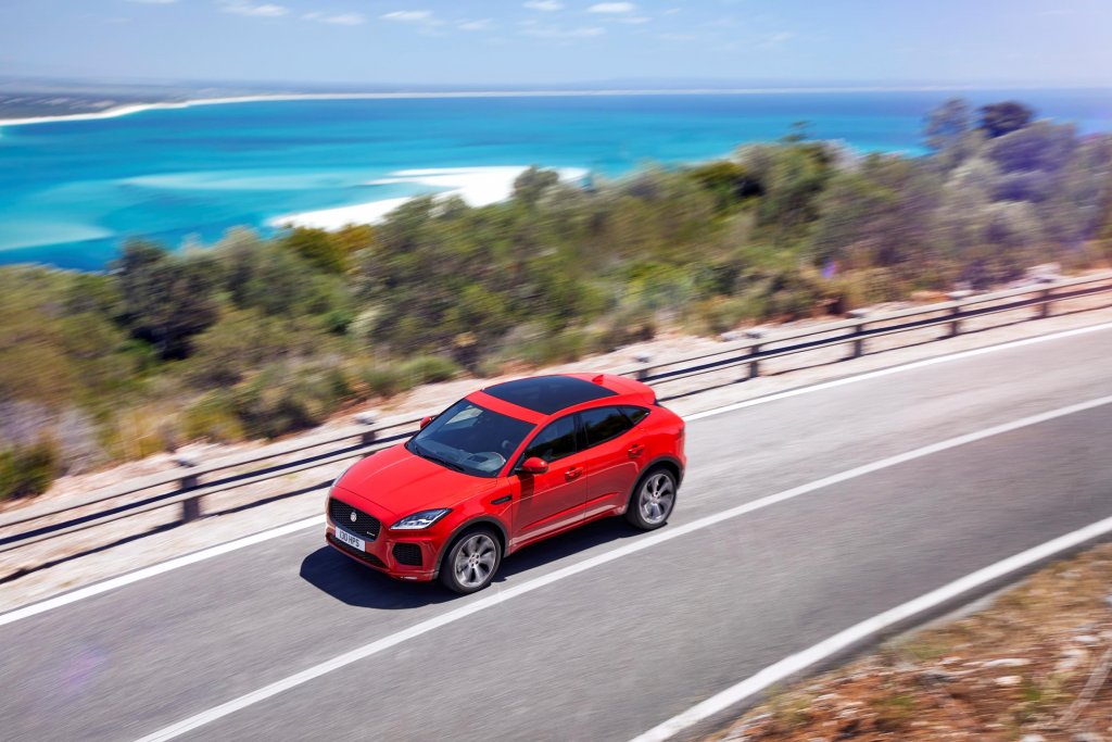 Jaguar prezintă E-PACE, cel mai nou model SUV compact