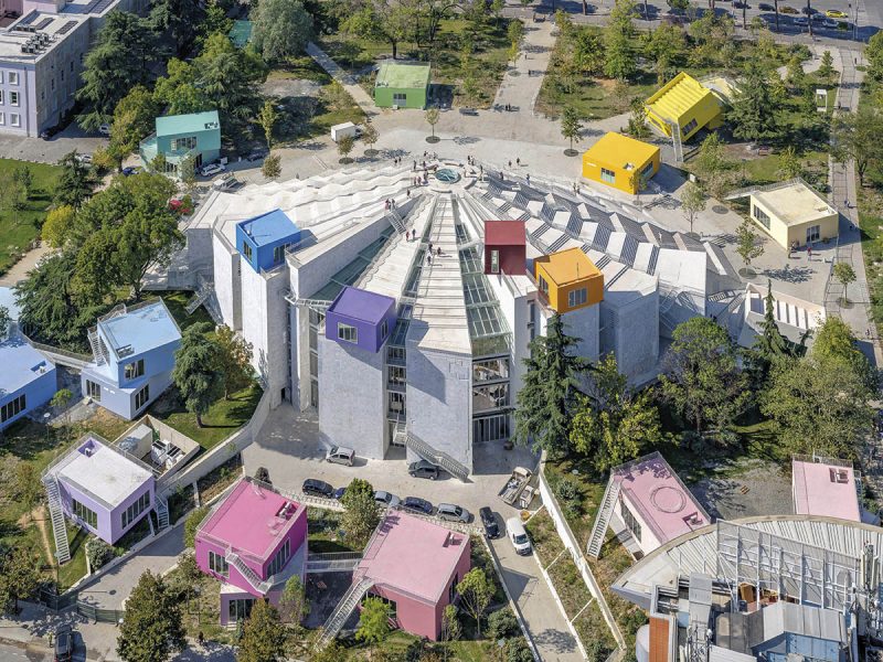 MVRDV Pyramid of Tirana 2 © Ossip van Duivenbode(2)