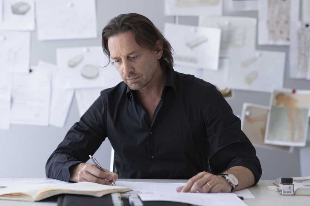 Designerul, un complice intuitiv al frumuseţii. Interviu cu Matteo Nunziati