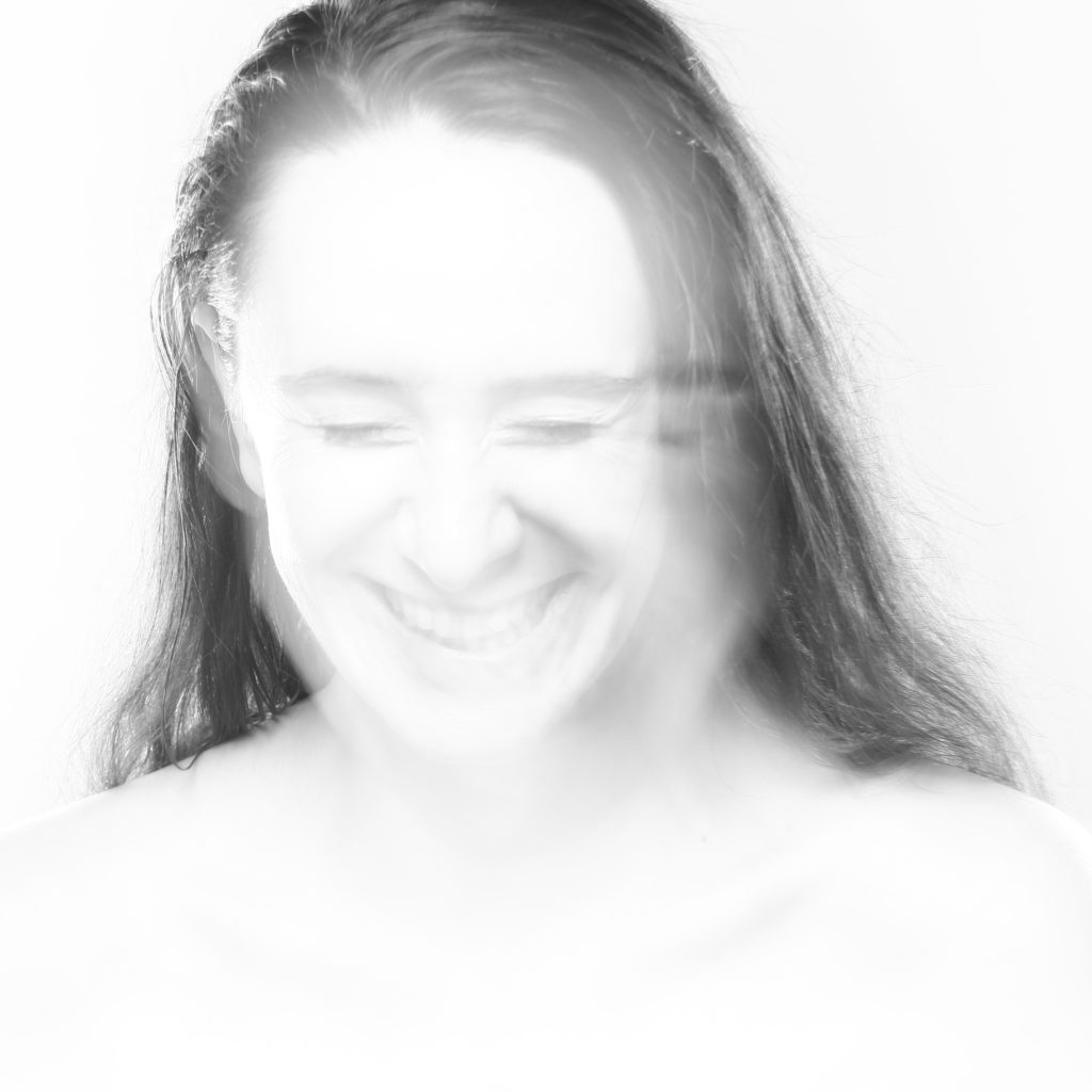 AIO – o instalație artistică imersivă, dedicată procesării anxietății