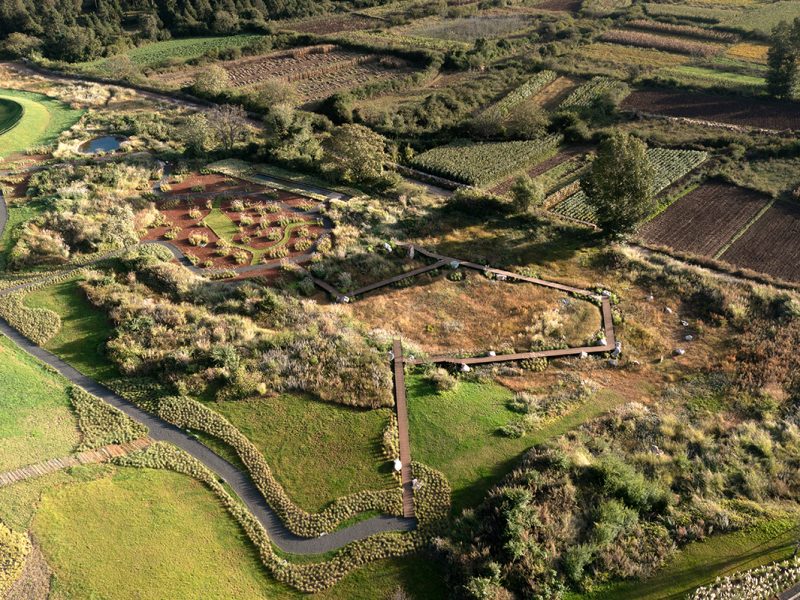 PAGE03© Holi Landscape Photography