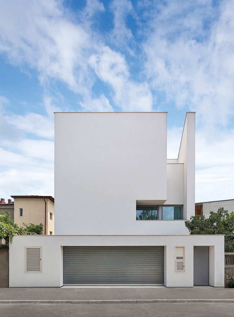 Arhitectura intimității urbane: Casa S