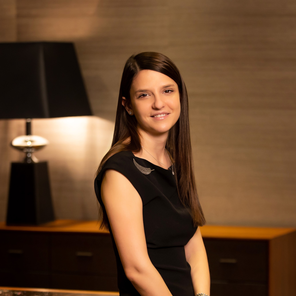 Raluca Munteanu – Director de Dezvoltare IULIUS: „Ne-am dorit să realizăm un ansamblu pe care ieșenii să îl valideze și de care să se atașeze, condiții pe care le considerăm esențiale pentru integrarea și longevitatea unei construcții”