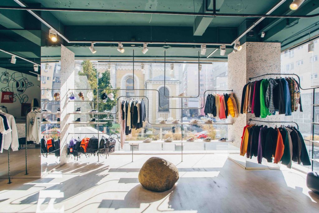 SNKRIND. X URBAN MONKEY_Plastic Journey