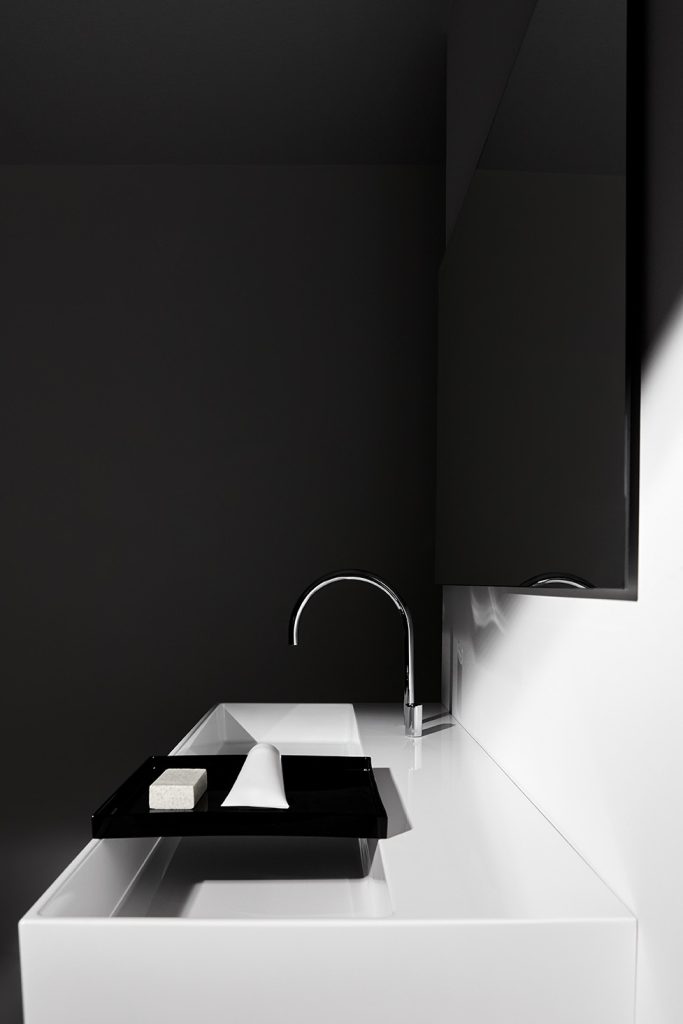 Esenţa radicală a minimalismului. Ideal Standard prezintă noua colecţie Solos la Salone del Mobile 2022