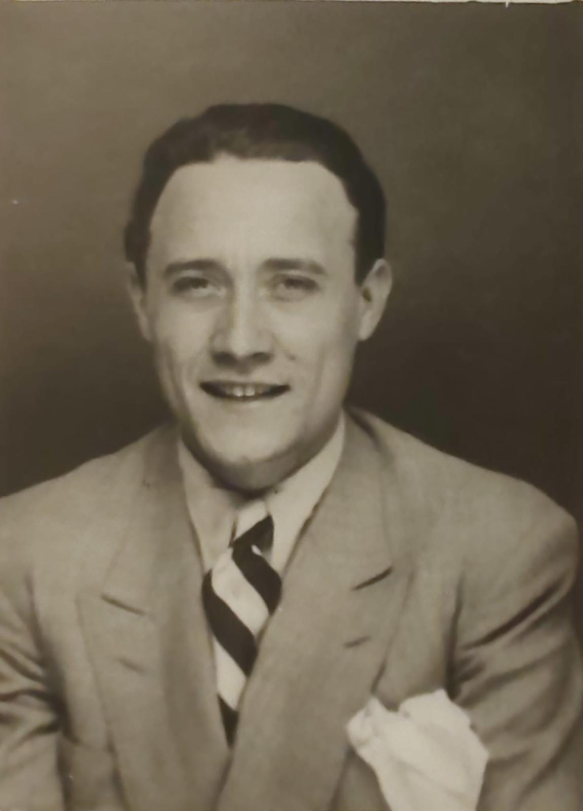 WhatsApp Image 2025-10-15 at 15.39.18 (1)