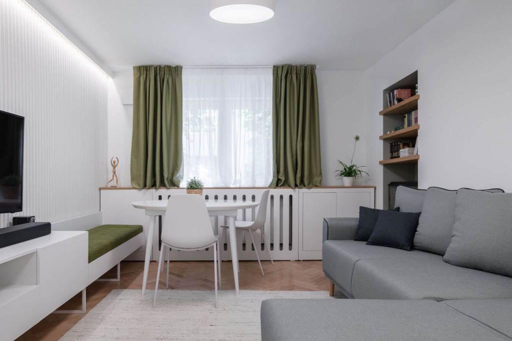 Minimalism natural. Apartament Flacăra, Călărași by LIME STUDIO