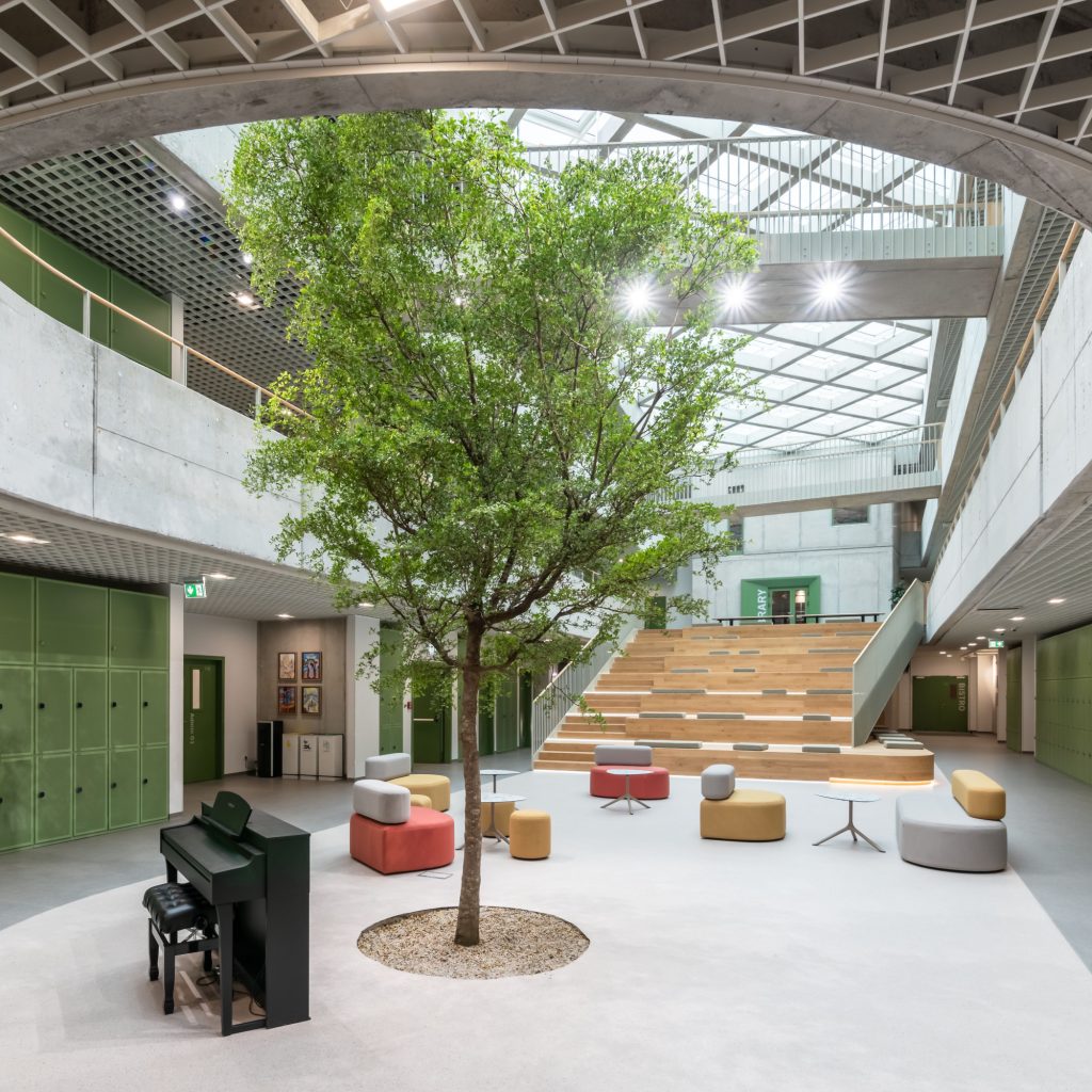 Arhitectură ideală pentru scenarii reale: British International School of Timișoara