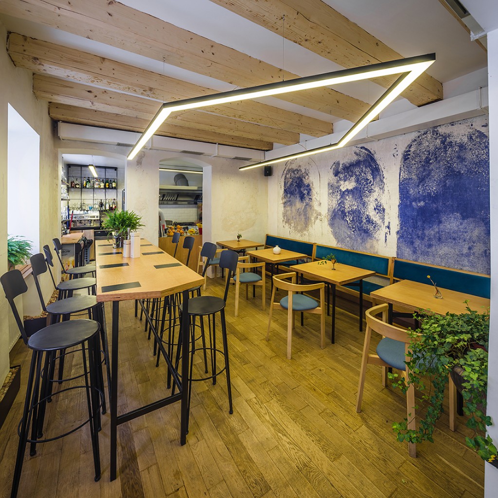 Dei Frati: un alt fel de „acasă”