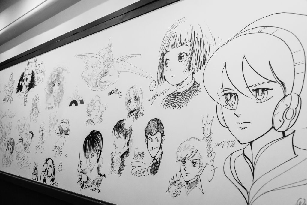 Cum să te pierzi în cultura alternativă asiatică prin București