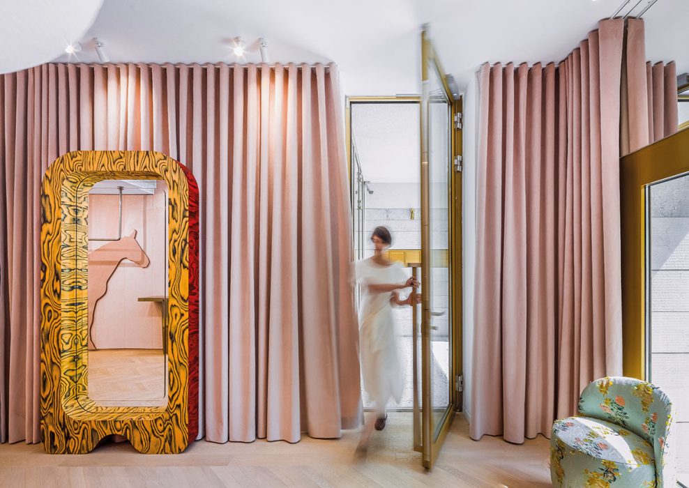 02_Aparterre_©BOGDAN CIOCODEICA STUDIO_foto_Vlad Patru