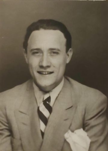 WhatsApp Image 2025-10-15 at 15.39.18 (1)