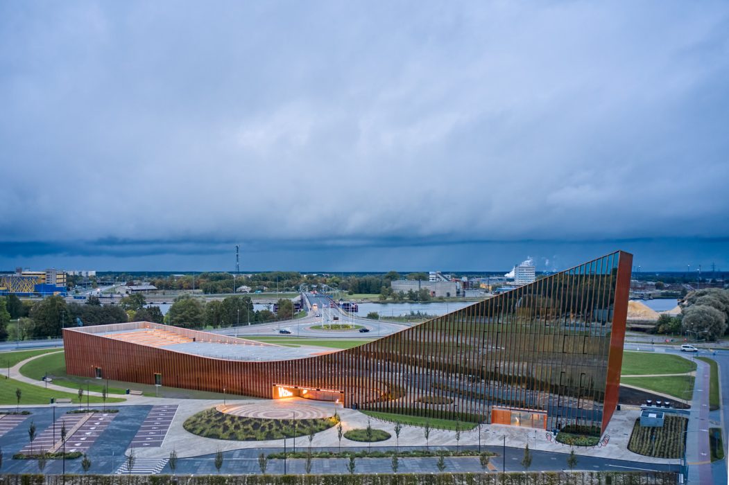 science-and-innovation-center-vizium-audrius-ambrasas-architects_1