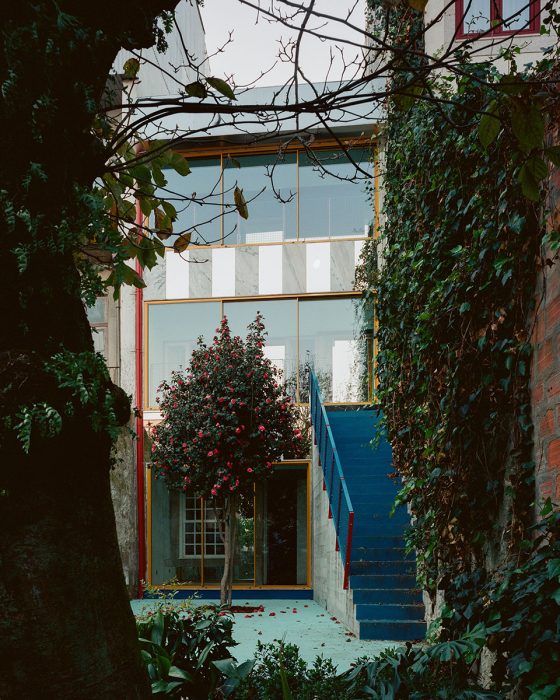 text1_fala_171_pic_011_photo by_fransisco ascensao_back facade