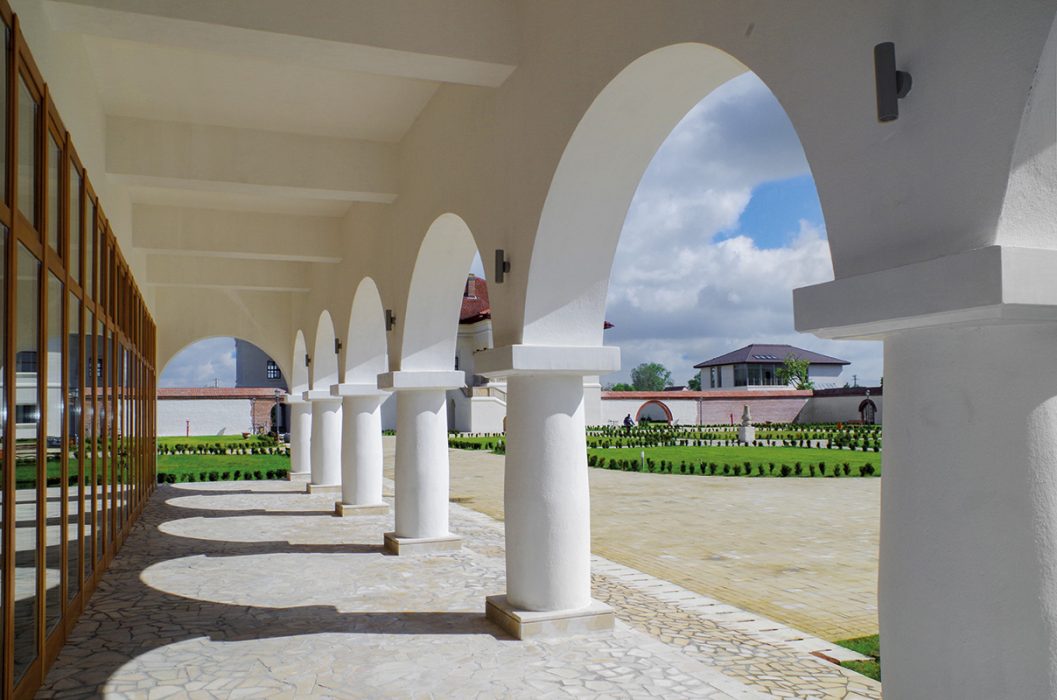 text2__ANSAMBLUL BRANCOVENESC POTLOGI LOCALITATEA POTLOGI7