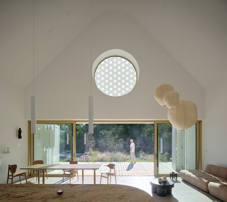 text2_jan-zaloudek-house-oskar-boysplaynice-19