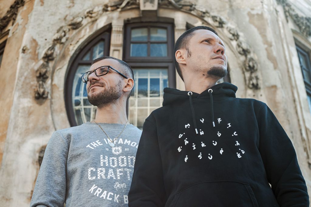 Hrană 2.0, by Omu Gnom & DJ Undoo, introspecție socială la nivel intim