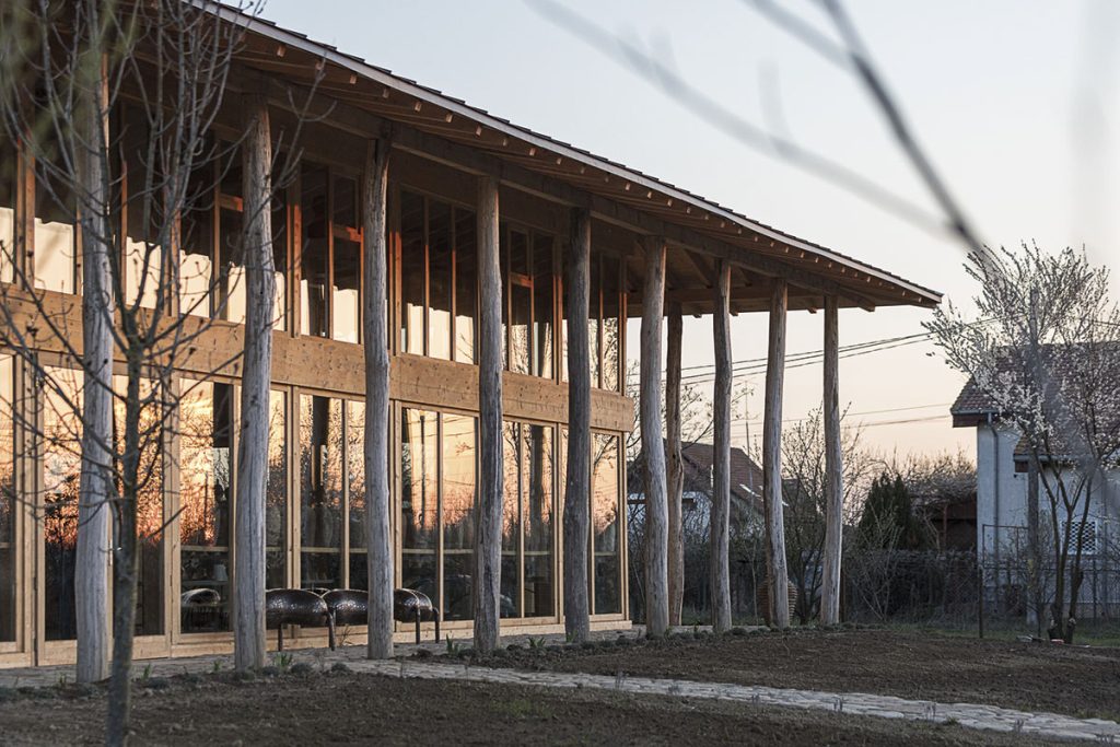 Muzeu. Atelier. Școală. Șantier