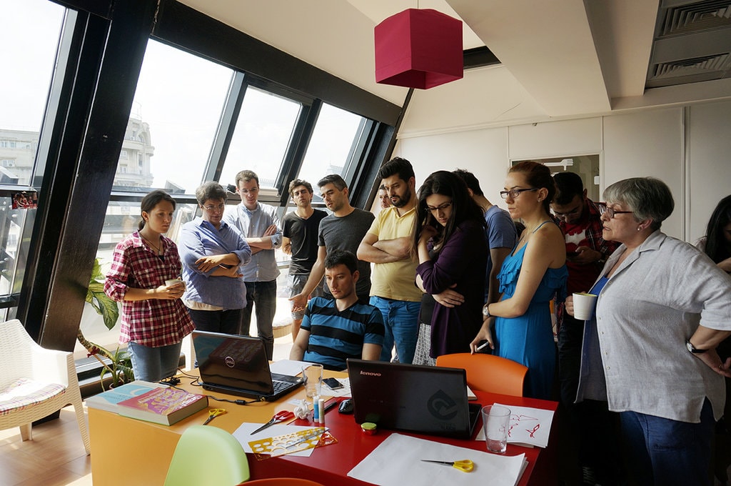 CREATIVE LEARNING lansează în sesiunea de toamnă 3 cursuri noi:  Personal Branding, Social Media, Nutriție & Wellbeing