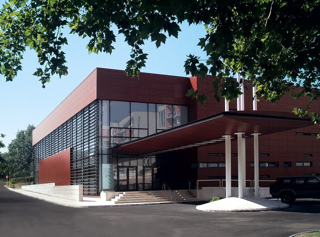 Centrul internaţional de conferinţe Neptun