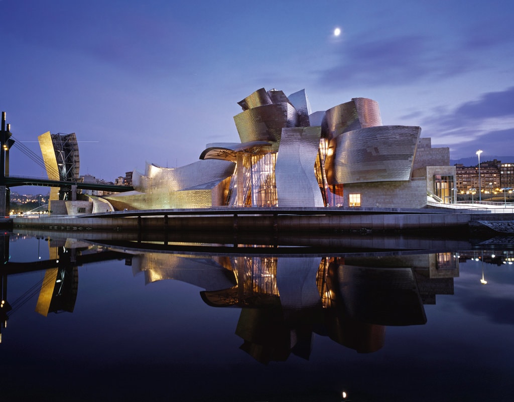 Muzeul Guggenheim din Bilbao