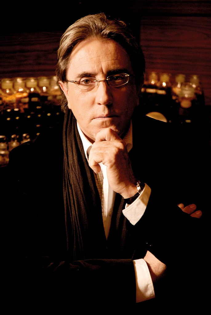 Poveşti cu parfum. Ramón Monegal