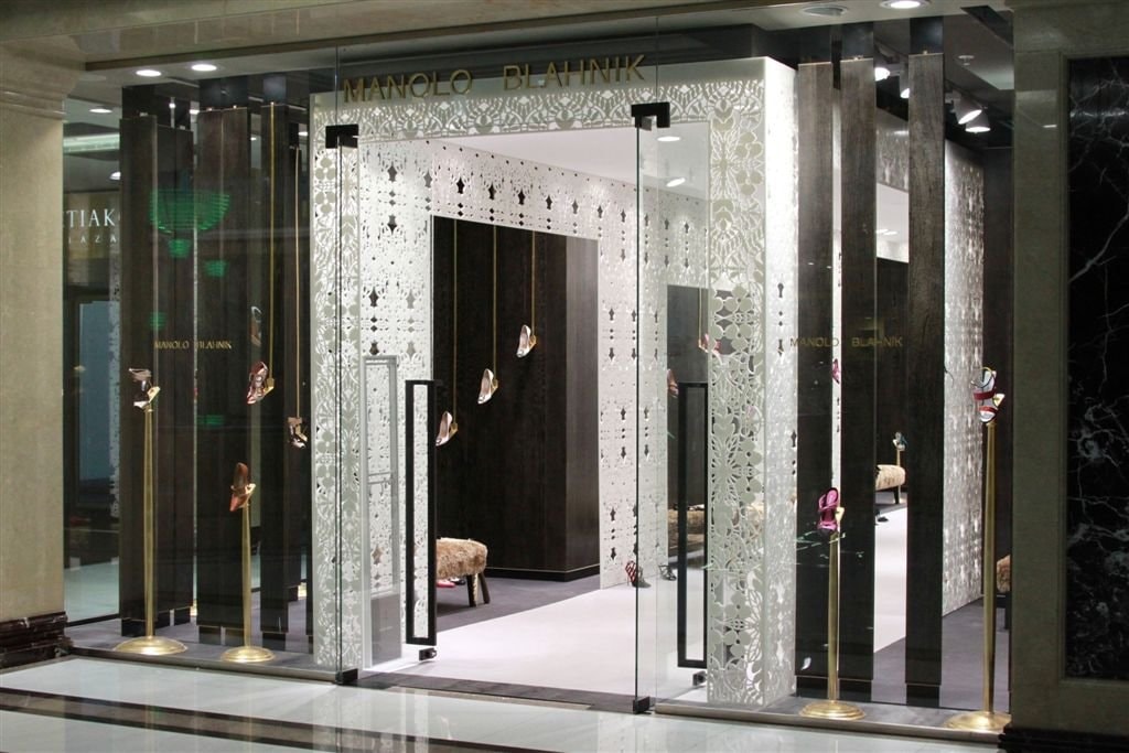 Dantelă şi pantofi la Moscova