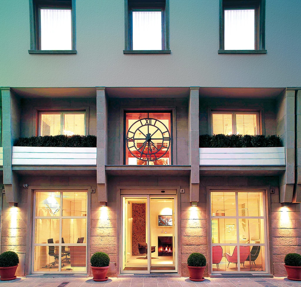 Continentale Contemporary Pleasing Hotel