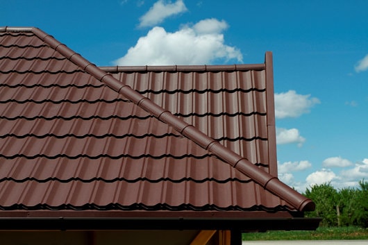 Final Distribution produce ţigla Novatik, prima ţiglă metalică în panouri mici fabricată în România