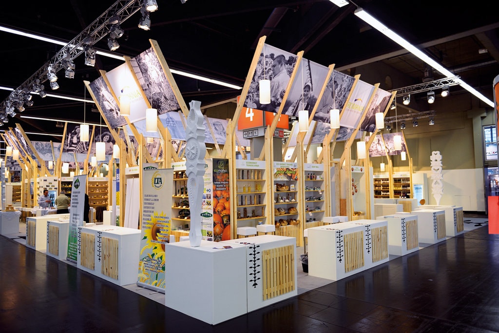 Bio A(rh)(gr)i(tec)(cul)tura. Standul României la Biofach 2013